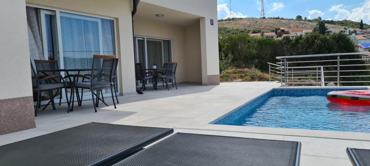 Villa Aninka Komarna Εξωτερικό φωτογραφία